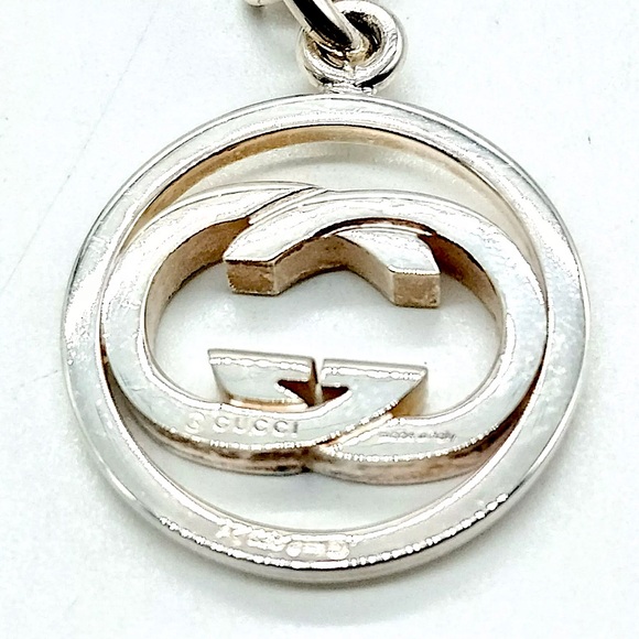 GUCCI Interlinked GG Sterling Silver Pedant on Open Link Chain 21 inches long - Picture 4 of 10